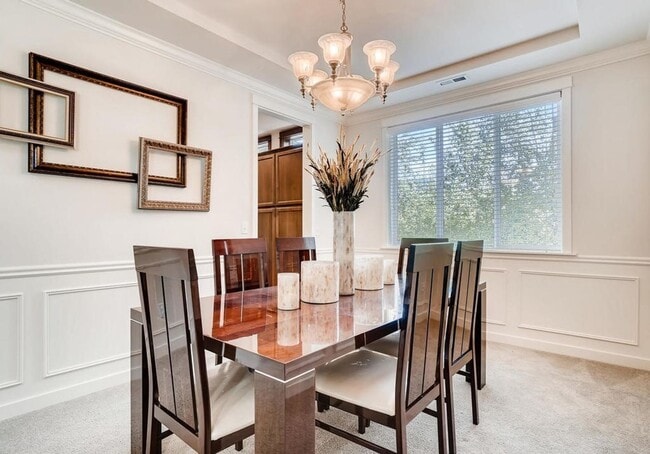 Building Photo - Spacious Home in the Upscale and Desirable...