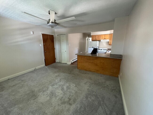 Foto del edificio - 657 Childs Ave