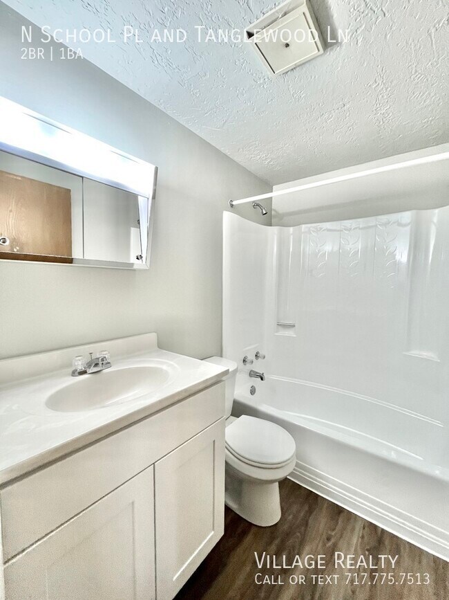 Foto del edificio - 343 N School Pl