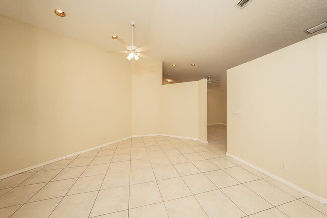 Building Photo - 11034 Harbour Springs Cir
