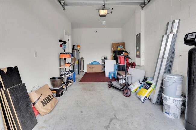 Building Photo - 2917 Suncoast Plains Dr