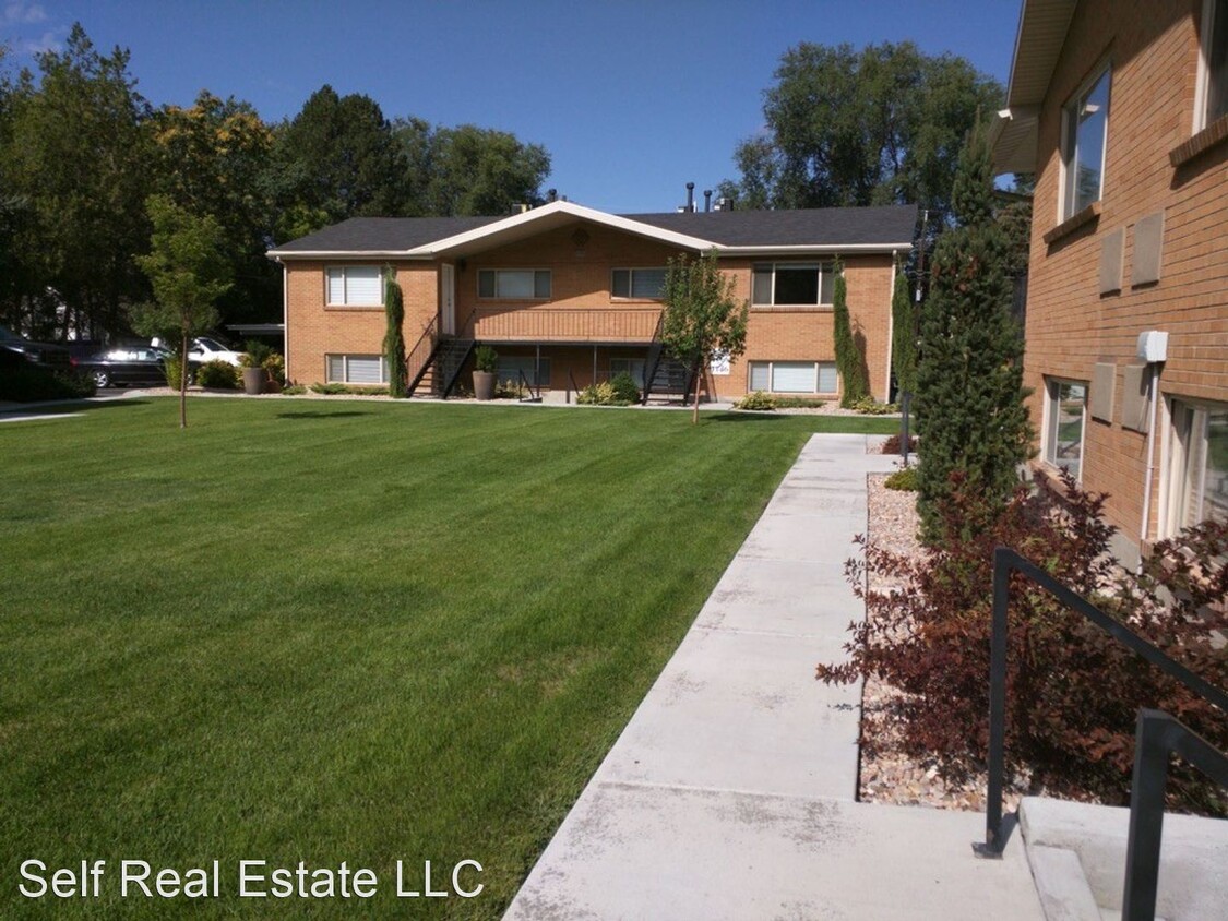 Building Photo - 1152-1152 500 E
