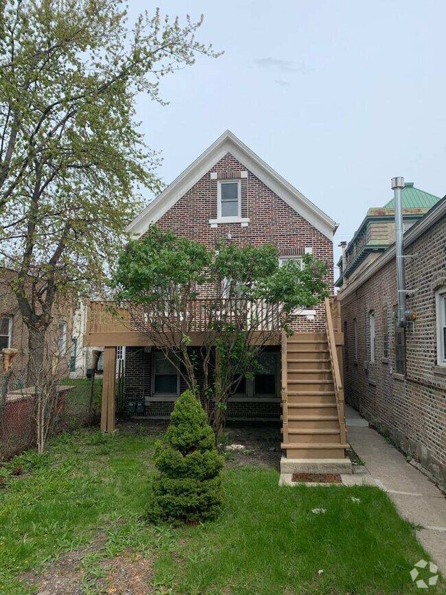 2 Bedroom Apartments under 1,250 in Chicago IL Page 3