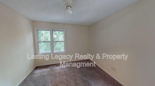 Foto del edificio - 317 Lamplighter Cir