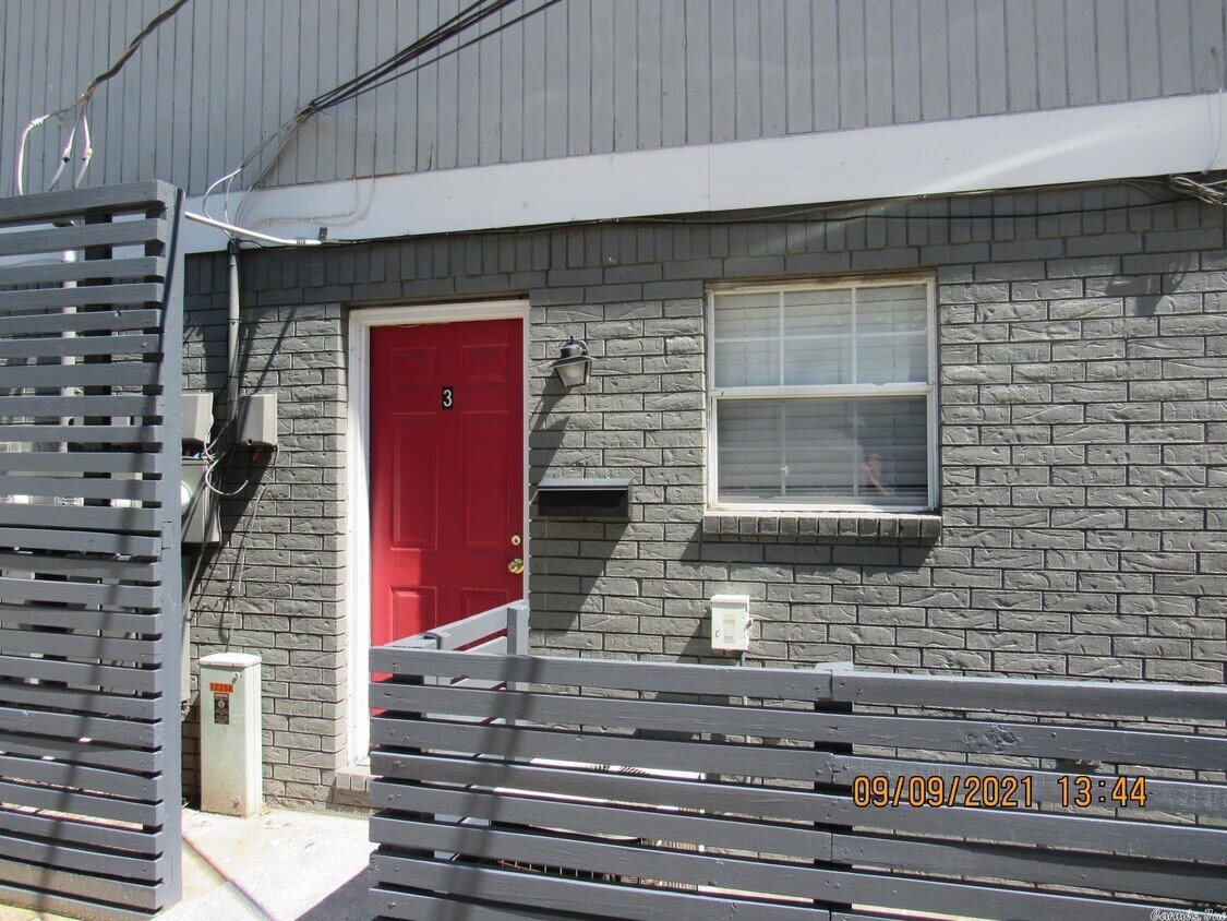 Foto principal - 1230 Clifton St