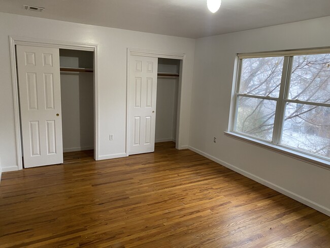 Large Master bedroom with full bath - 626 15th Ave