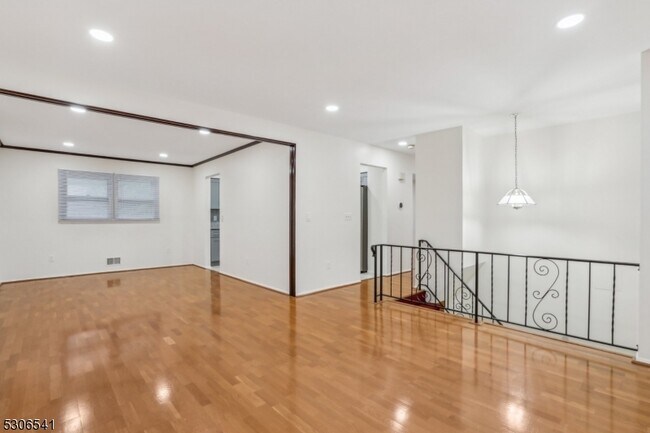 Foto del edificio - 920 Everts Ave