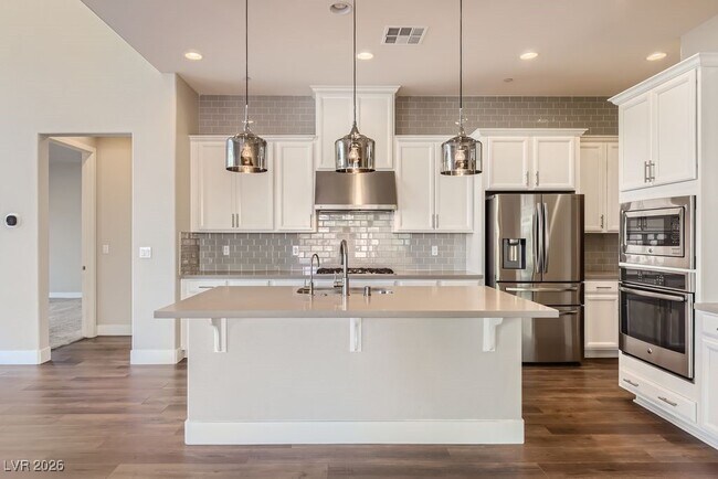 Foto del edificio - 3008 Barrett Springs Ave