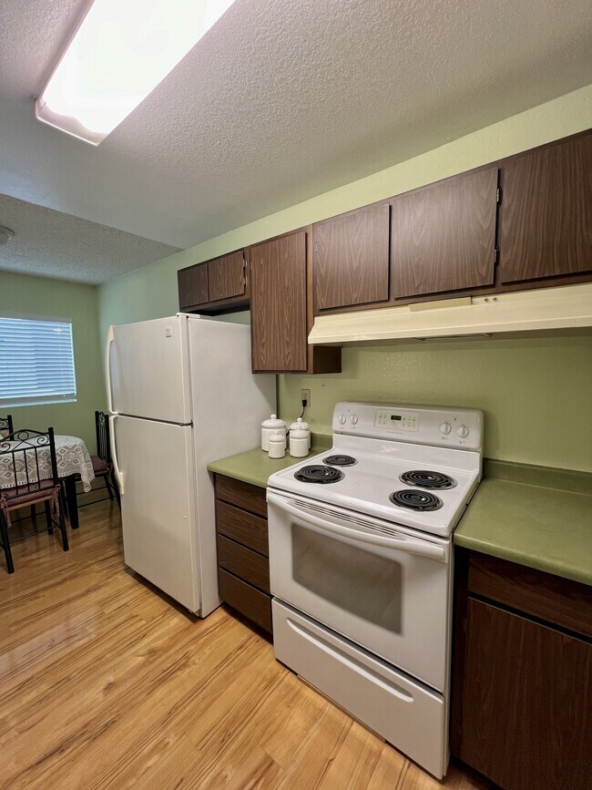 Foto del edificio - 1339 N Columbus Ave