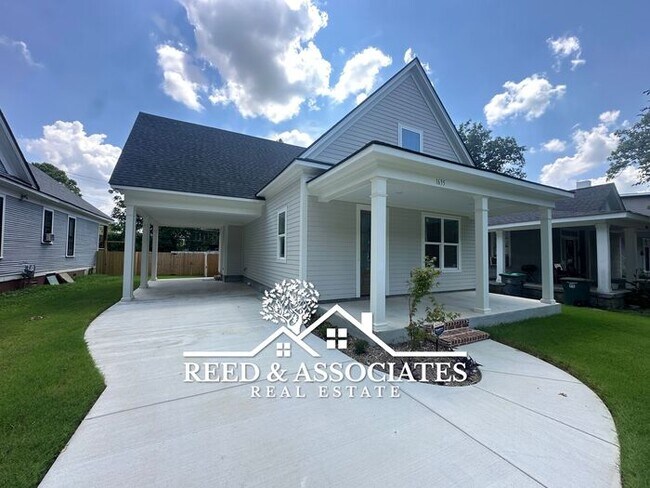 Building Photo - Newly Built Property with Convenient Midto...