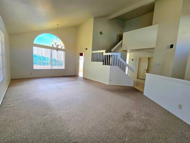 Foto del edificio - 12445 Salmon River Rd