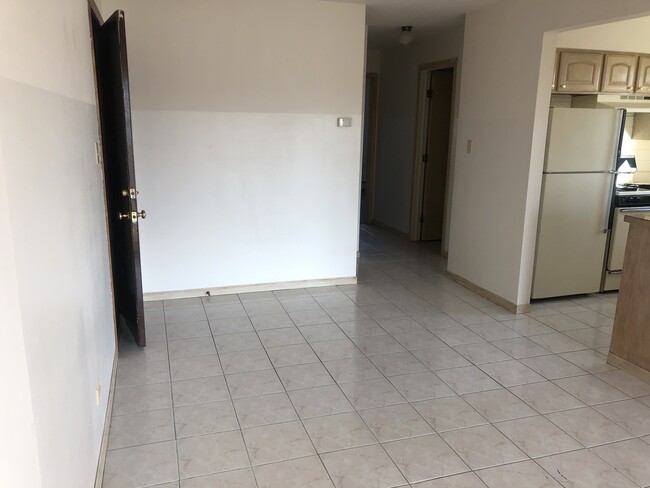Foto del edificio - 1326 E 159th St