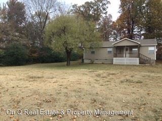 Building Photo - 3 br, 1 bath House - 104 E. Lawson Road