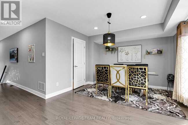Building Photo - 412 Terravita Private