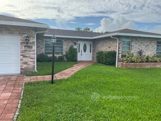 Foto del edificio - 8306 SW 26th Pl
