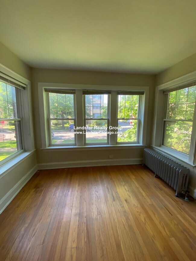 800 Seward St Unit 2, Evanston, IL 60202 Condo for Rent in Evanston