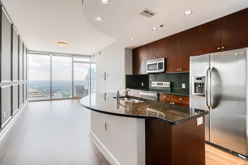 Foto principal - 301 Fayetteville St