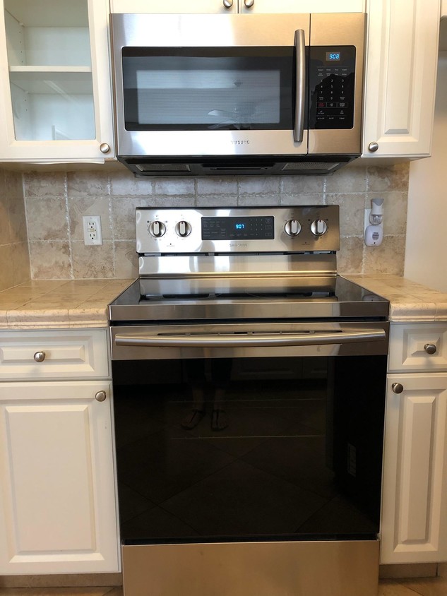 new kitchen appliances - 1 Glen Royal Pkwy