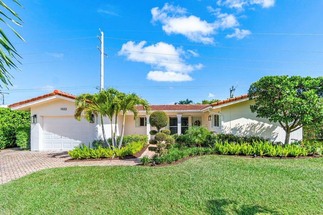 Primary Photo - 1032 SW 9th Ave