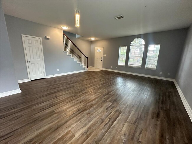Foto del edificio - 6810 Crystal Point Dr
