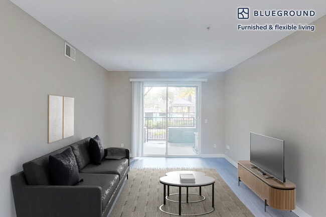Building Photo - 1257 Lakeside Dr