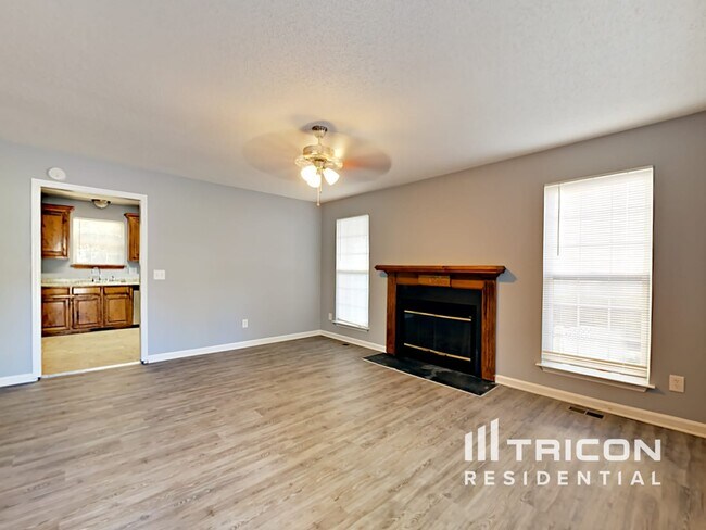 Foto del edificio - 601 Rapids Rd