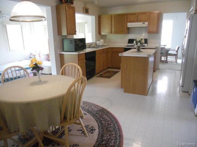 Foto del edificio - 2792 Briarwood Dr