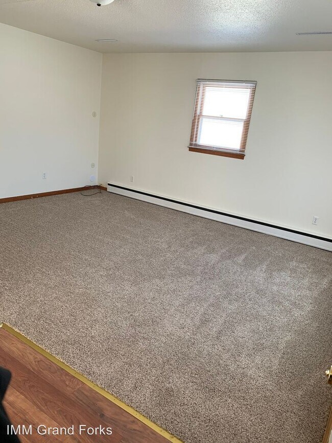 Building Photo - 4 br, 2 bath House - 910 S. 17th Street