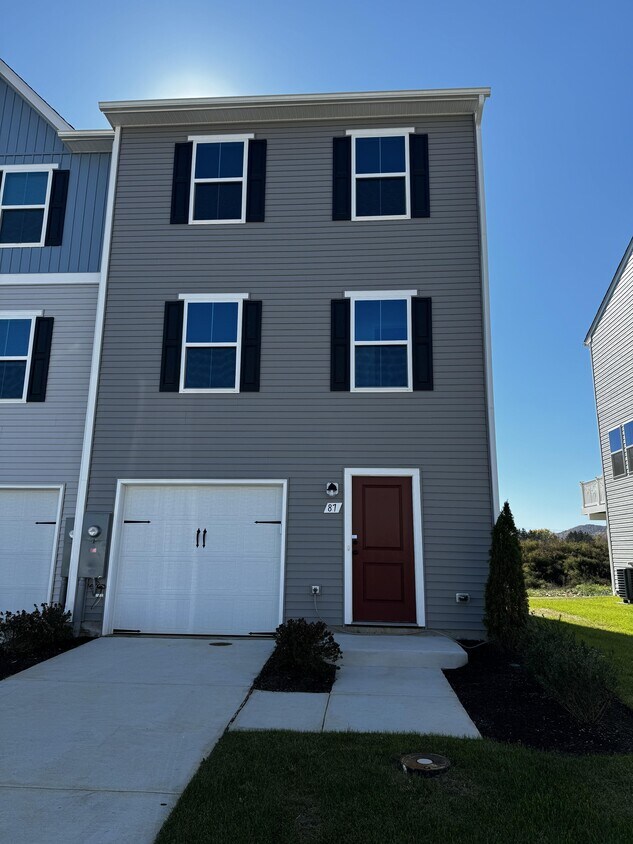 Foto principal - 87 Whimbrel Rd
