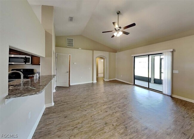 Foto del edificio - 202 SW 16th Terrace