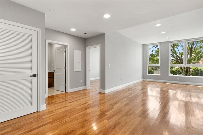 Foto del edificio - 10 Taber St