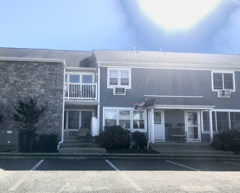 100 Seaview Ave Unit Building 3, 10B, Monmouth Beach, NJ 07750