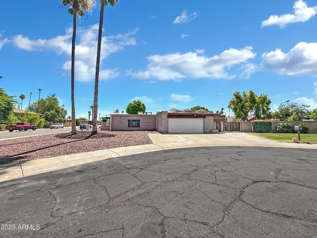 Foto del edificio - 4625 W Morten Ave