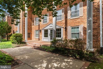 Building Photo - 7721 Tremayne Pl