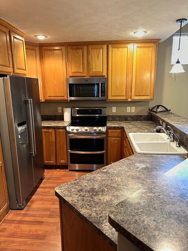 Foto del edificio - 8417 S Tularosa Ct