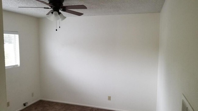 Foto del edificio - 6340 Whittier Ave. Whittier Ca. 90601