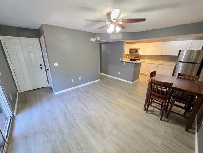 Photo - 1385 W. University Ave. #9-167 Apartment