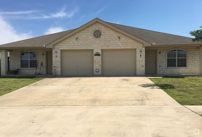 Building Photo - 1301 Powder River Dr