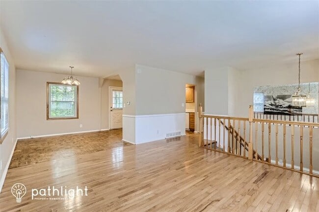 Building Photo - 16 Dolphin Court, Oswego, IL, 60543