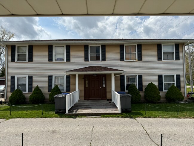 Building Photo - 3311 Main Ave