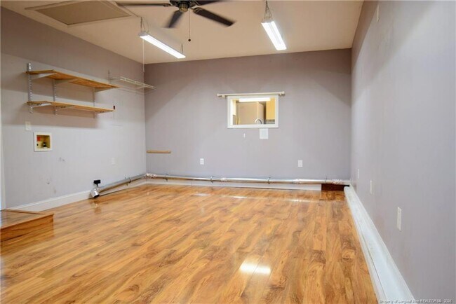 Foto del edificio - 733 Mosswood Ln