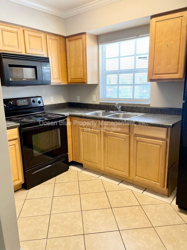 Foto del edificio - 3607 W Idlewild Ave