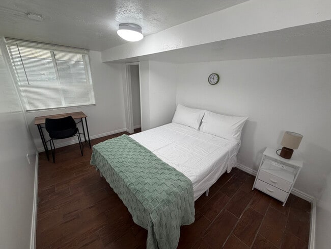 Building Photo - 1711 S 1300 E