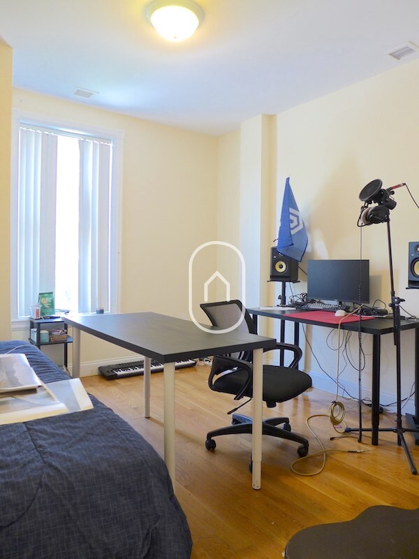 Foto del edificio - 87 Gainsborough St