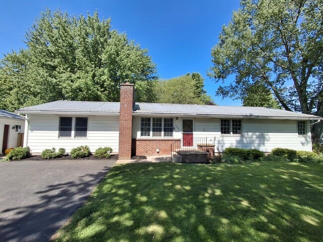 Building Photo - 3900 Ransomville Rd
