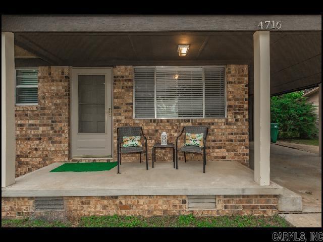 Building Photo - 4716 Buckingham Pl