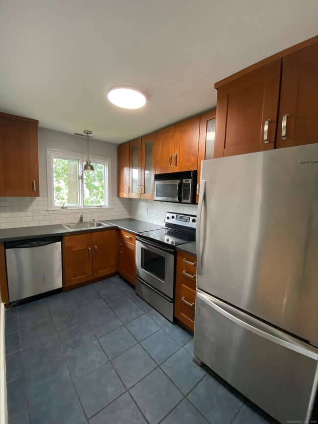 Building Photo - 567 Peet St