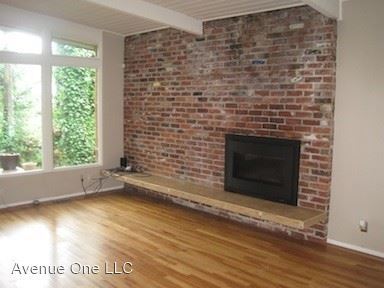 Building Photo - 3 br, 2 bath House - 639 130th Ave NE