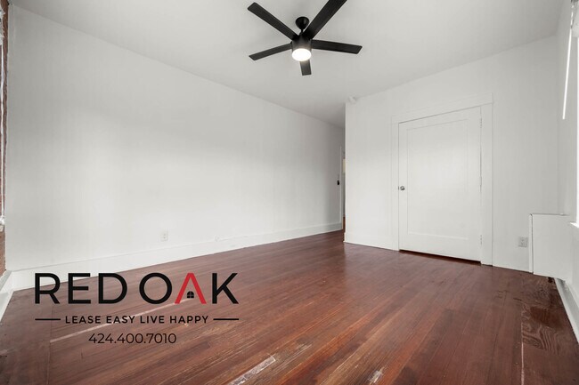 Foto del edificio - 1110 S Lake St