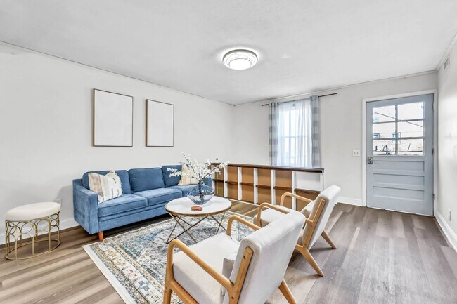 Foto del edificio - 398 Frontier Ln